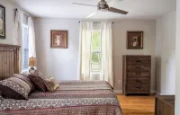 Brilliance of Bradshaw! 10 min from Downtown Knoxville! - Bungalows