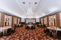 Arion Suites Hotel Bandung - bar