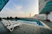 Hotel Continental - piscina
