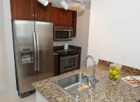 LUXURY Suite by the Beach! - بوتيك