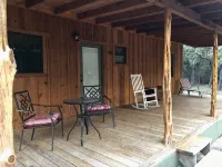 Deer Run Cabin, Utopia TX - Feriehus