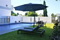 Timor Plaza Hotel & Apartments - Pools