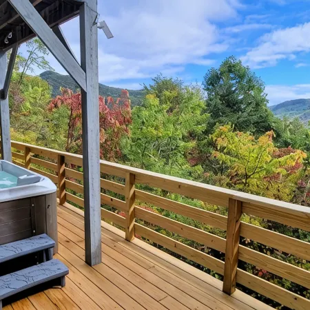 Hot tub Mountain Views No Cleaning Fee