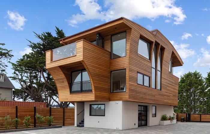 Modern Luxury Ocean Front Home