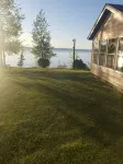 River Rock Cottage Is Located On The Shore Of Lake Superior On Chequamegon Bay. - 3-Star