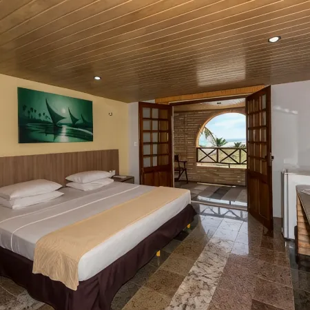 GoldMen Coliseum Beach Hotel