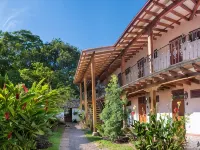 Casa 1800 Suchitoto Boutique Hotels near Mirador Lago Suchitlan.
