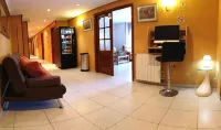 Hostal Sol Naciente Hotels in La Virgen del Camino