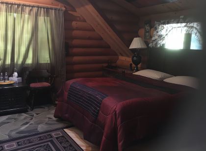 Redwood Log Cabin