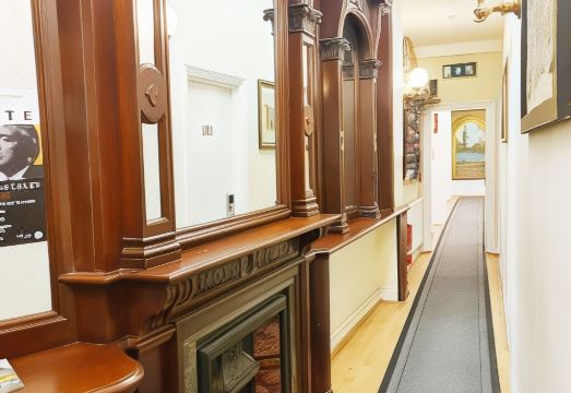 시티 런던 호텔 객실