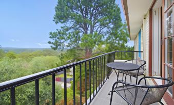 Killara Hotel & Suites