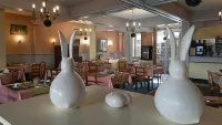 Hôtel Restaurant Aux Deux Roses Hotels in Biesheim