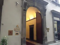 Relais Hotel Centrale "Dimora Storica" Hotels near Zara