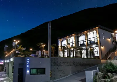 Yeosu Tivoli Pension