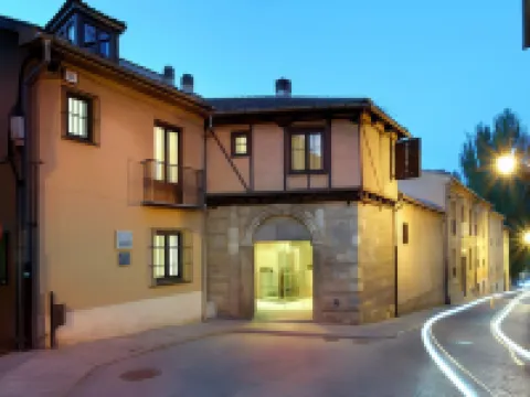 Exe Casa de Los Linajes Hotels in Segovia