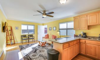 Chula Vista Unit 12 Mi to Downtown San Diego!