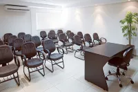Ville Hotel Gramadão Hotels in Votuporanga