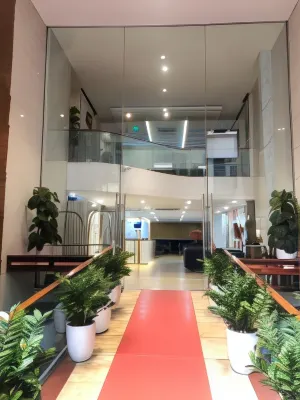 A25 Hotel - 12 Ngo Sy Lien Hotell i Đống Đa