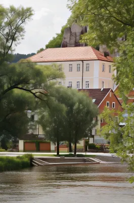 Schloss Raitenbuch Hotels in Parsberg