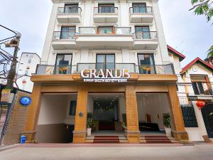 Granda Lake View Hotel & Apartment