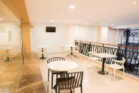 Life Hotel Soekarno Hatta Makassar Hotels in Bontoala