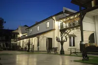 Petit Boutique Hotel Solo Hotels in der Nähe von Klewer Market