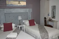 Ukarimu Guest House Hotel di Klerksdorp