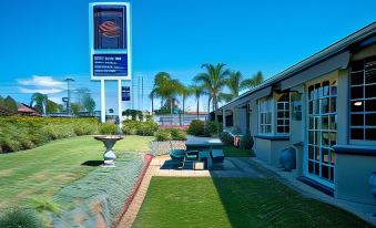 Colonial Terrace Motor Inn