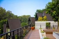 Solitude Tahura Villa Bandung Hotels in Lembang