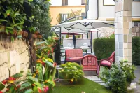 Hotel Alessandro Della Spina - Airport Shuttle