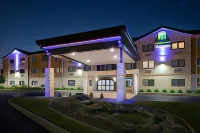 Holiday Inn Express Louisville Northeast فنادق في Oldham County