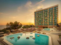 Dalmacija Places Hotel by Valamar - Beach