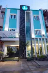 Tropical Point Hotel Syariah Hotels in Mandonga
