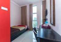 Night Queen Hotel (Kota Warisan)
