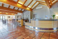 Brit Hotel Confort Castres - Haustierfreundliche