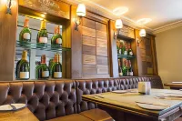 The Sun Inn Hotels in Boughton-under-Blean