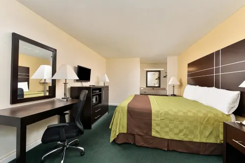 Americas Best Value Inn - Port Jefferson Station Long Island - Motels