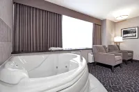 Best Western Plus Siding 29 Lodge - Hot Tub