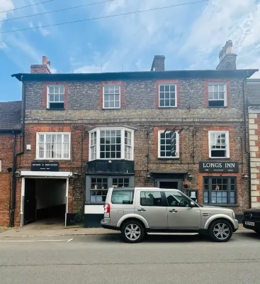 Longs Hotel & Inn Hotels near Toddington Baptist Church
