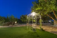 Group Villa with Direct Access to the Sea, Private Pool,Free wi-fi, Garden, BBQ Các khách sạn ở Scicli