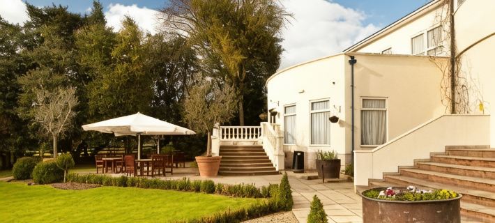 Mercure Chester Abbots Well Hotel Hotele w: Chester