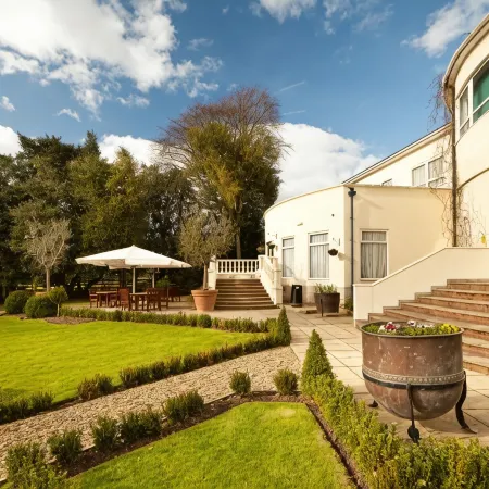 Mercure Chester Abbots Well Hotel