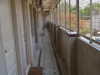 Mourya Deluxe A/C Lodge Hotéis em Chitradurga