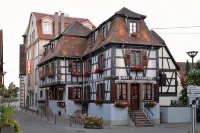 Hotel Restaurant Dontenville - Bergblick