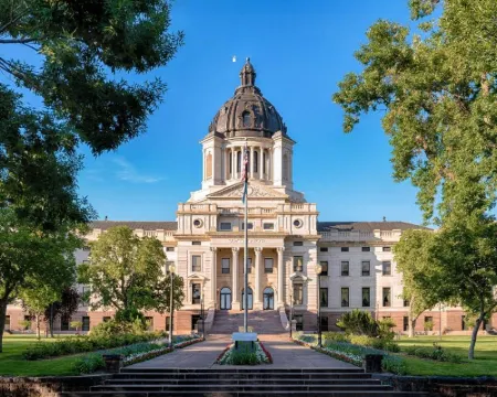 Super 8 by Wyndham Pierre SD Hotels in Pierre