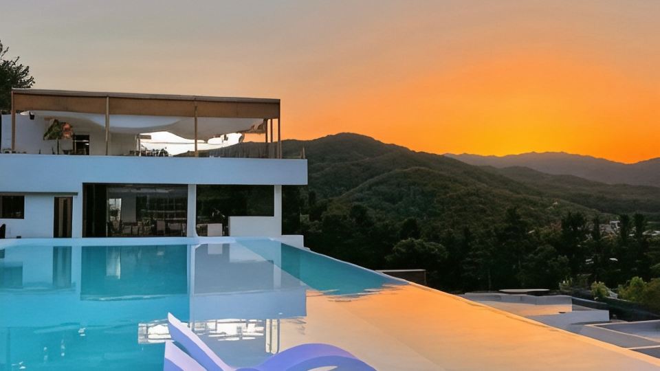 Tivoliville Spa N Poolvilla