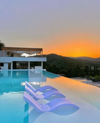 Tivoliville Spa N Poolvilla