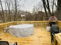 Micosta Leisure Inn Hotels in New Baltimore