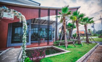 Saint Tropez Resort