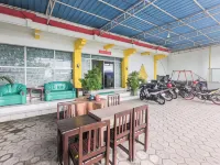 Hotel Gunting Asri Ngawi RedPartner Hotels in Ngawi Regency